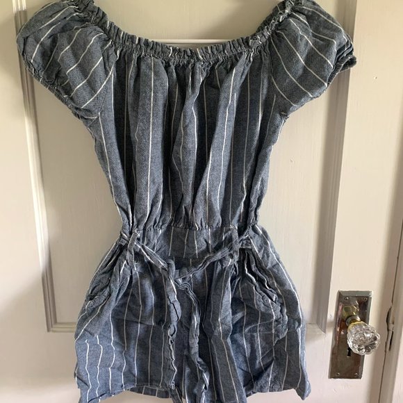 Off the shoulder Italian romper - Picture 1 of 1